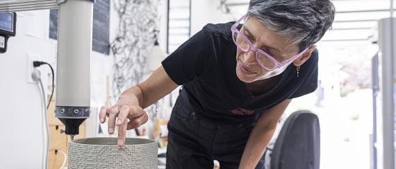 Timea Tihanyi and 3D printer