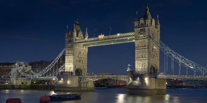 London Tower bridge at night
