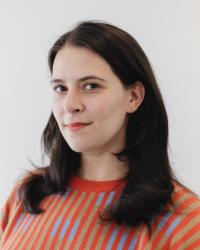 Headshot of Juliet Sperling