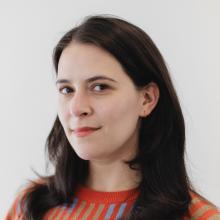 Headshot of Juliet Sperling