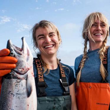 Landscape photo of alumni Emma Teal Laukitis and her sister Claire